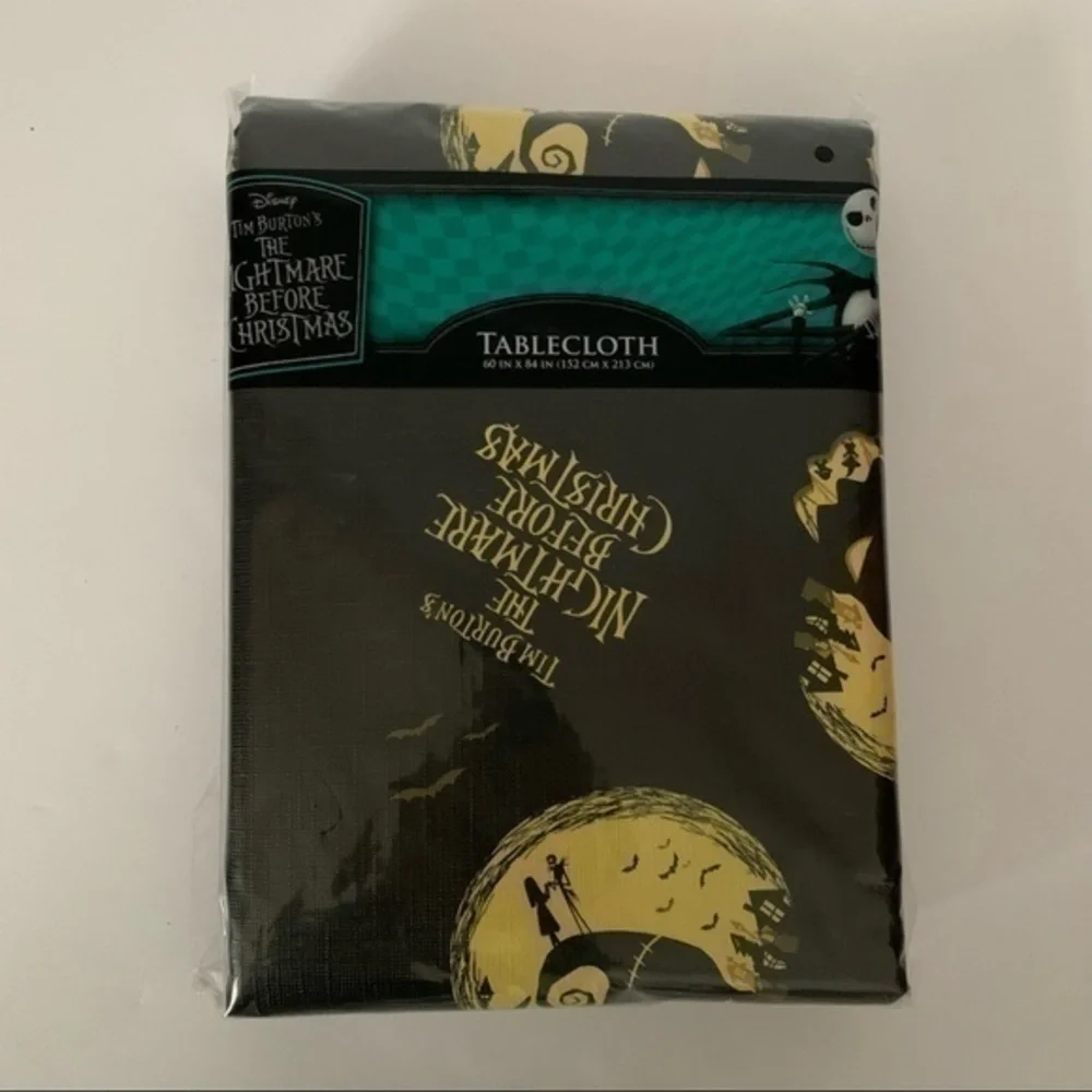 NIP. DISNEY The Nightmare Before Christmas Tablecloth